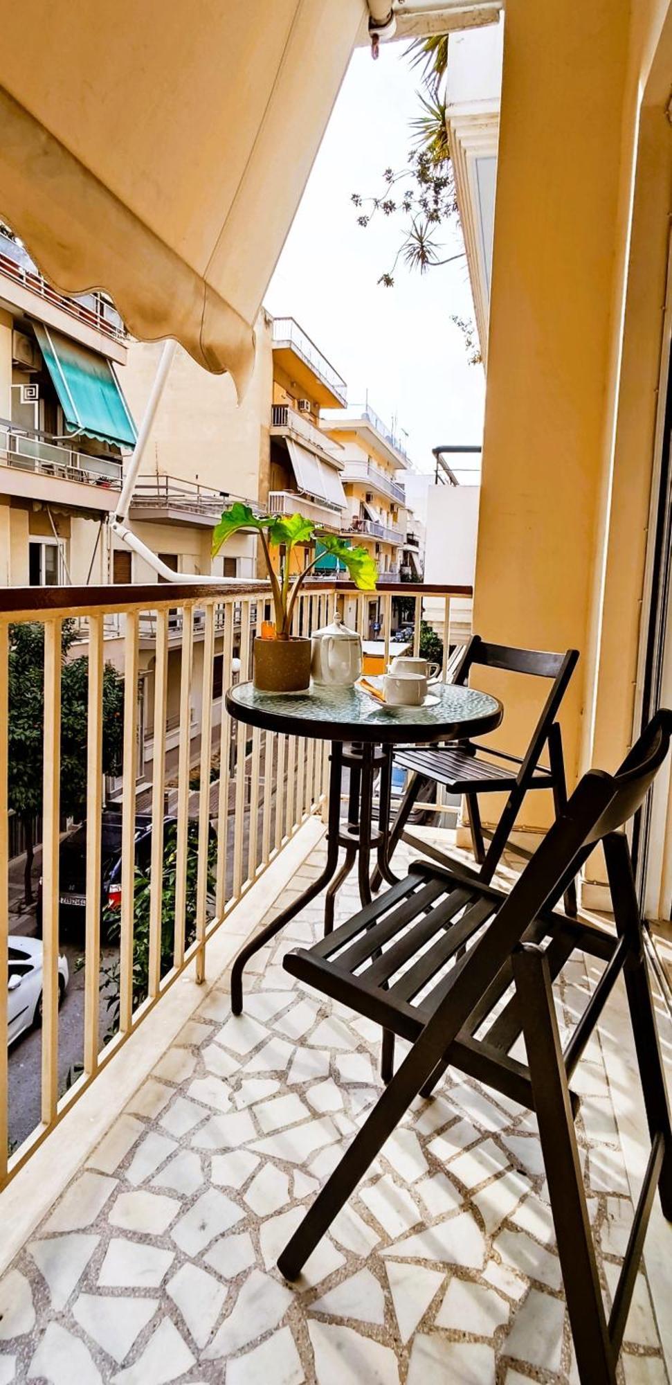 Next To Metro! Bright Apartment With Fully Equipped Kitchen Athén Kültér fotó