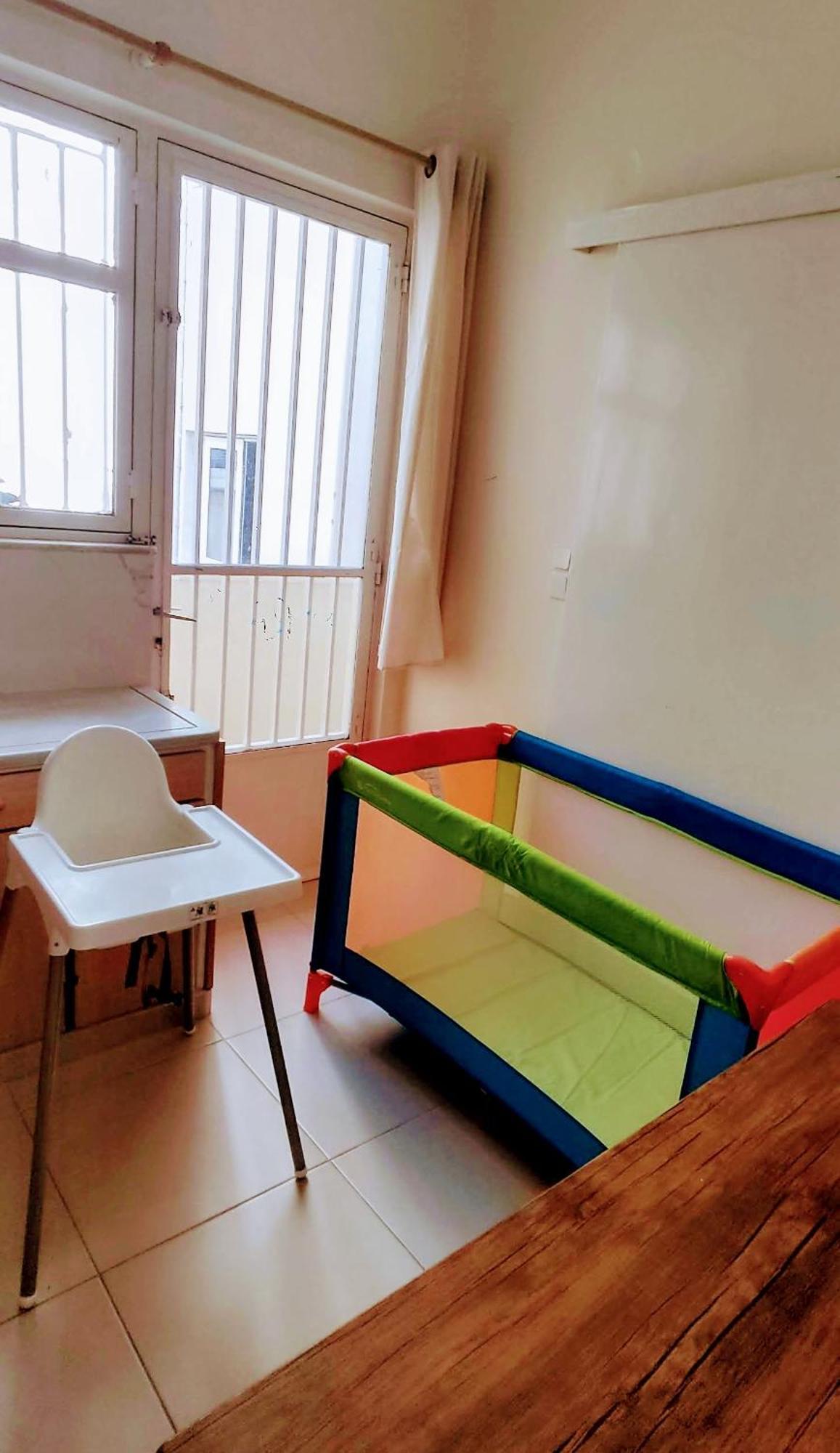 Next To Metro! Bright Apartment With Fully Equipped Kitchen Athén Kültér fotó
